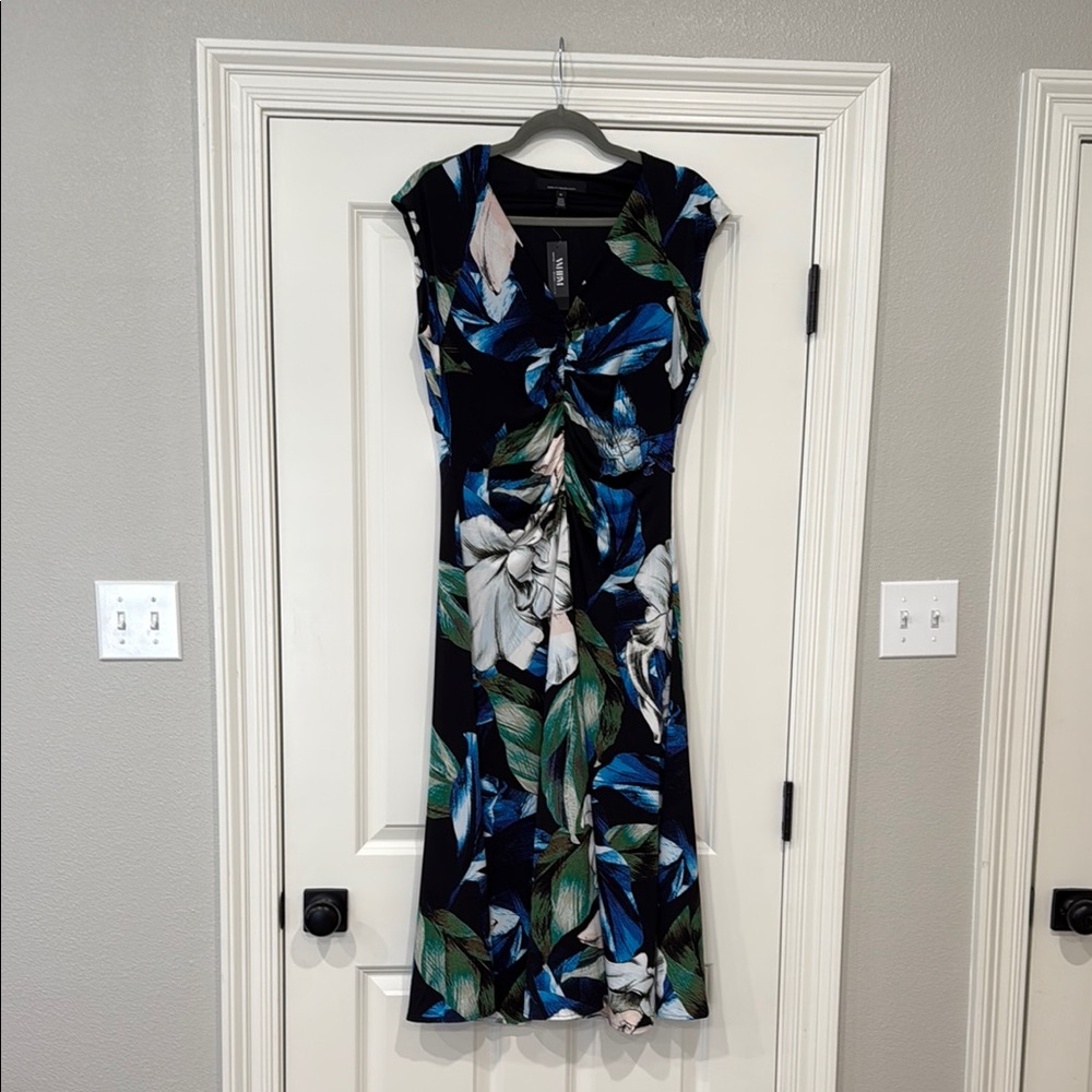 Women's White House Black Market Elena Floral Midi Dress Size Medium